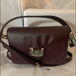😊Nine West shoulder bag burgundy and gold